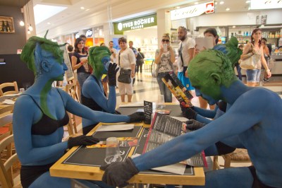 polimonocromi-mimo-statua vivente-performance